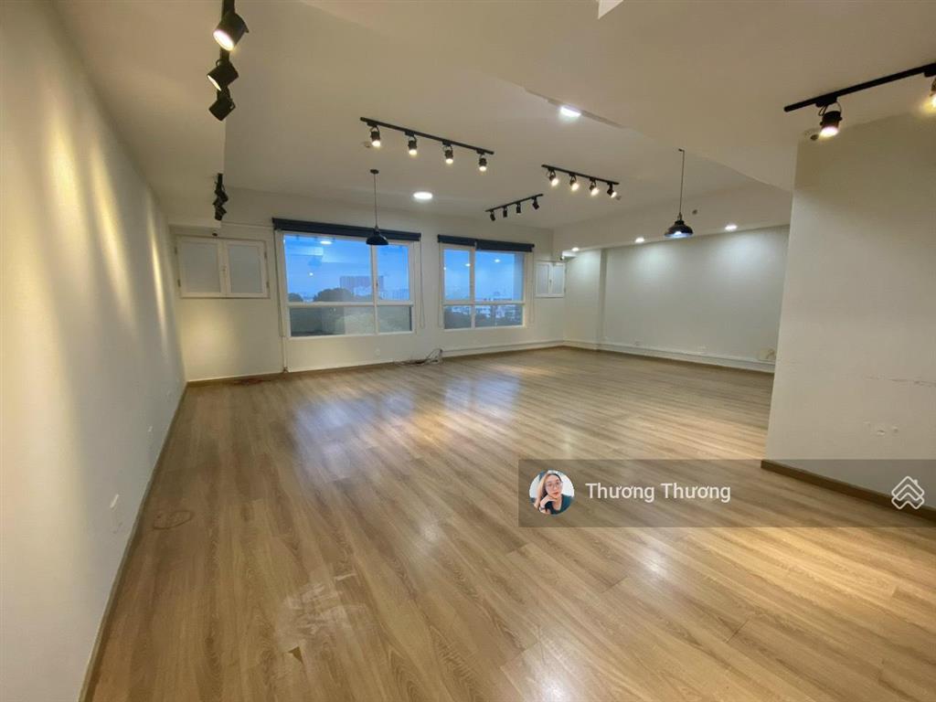 Charmington la pointe  văn phòng officetel dt 70m2, cơ bản, trống suốt