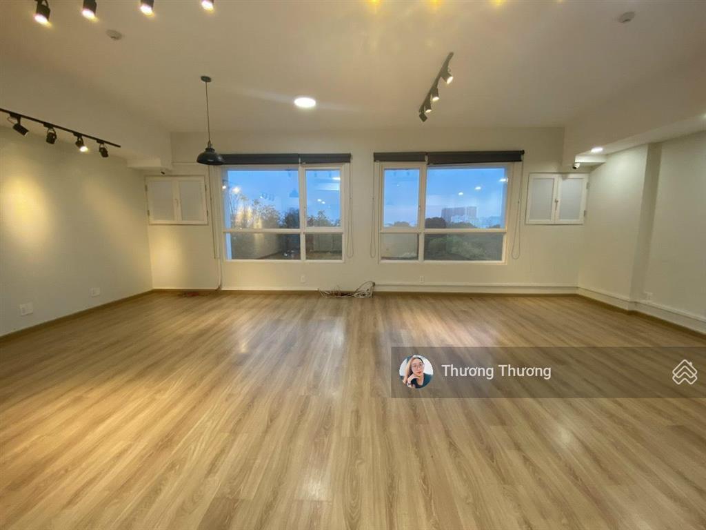 Charmington la pointe  văn phòng officetel dt 70m2, cơ bản, trống suốt