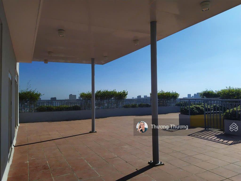 Penthouse charmington la pointe làm văn phòng  dt 133m2