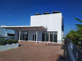 Penthouse charmington la pointe làm văn phòng  dt 133m2