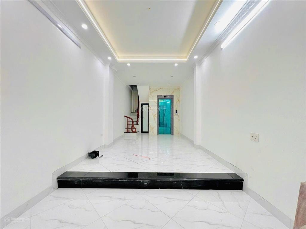Trương định  chỉ 7.x tỷ có nhà 6 tầng thang máy * 34m2 * xây mới độc lập
