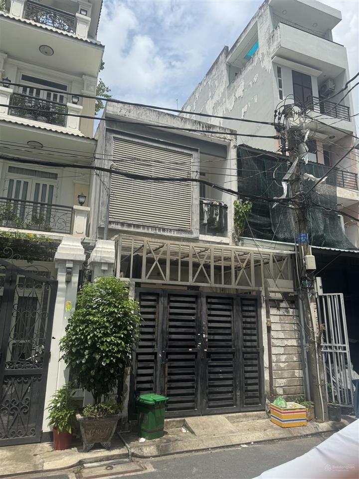 Chỉ nhỉnh 6x tỷ có nhà ô tô hiền vương tân phú