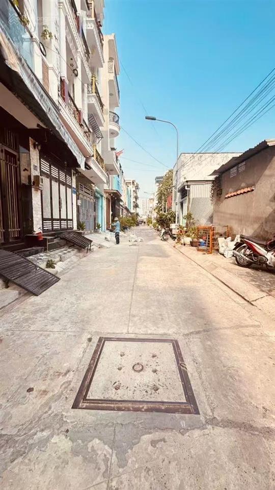 Nhà cấp 3 bán gấp 14.2 tỷ có thương lượng , bình tân