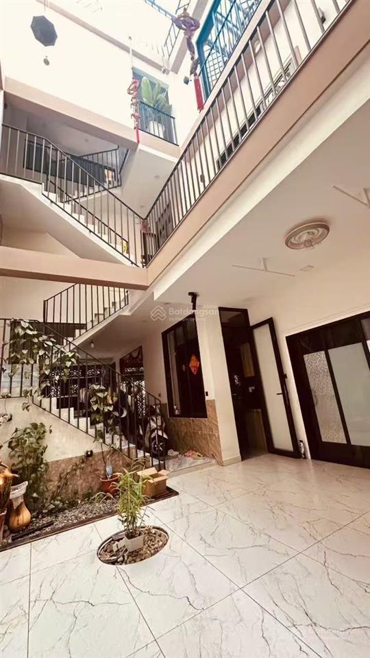 Nhà cấp 3 bán gấp 14.2 tỷ có thương lượng , bình tân
