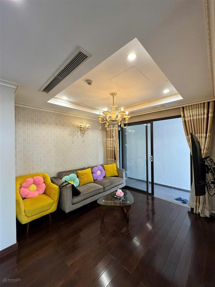 Hc golden bán căn 2pn 72m2 cơ bản cđt tầng cao giá 5,9 tỷ  hỗ trợ vay được 70%