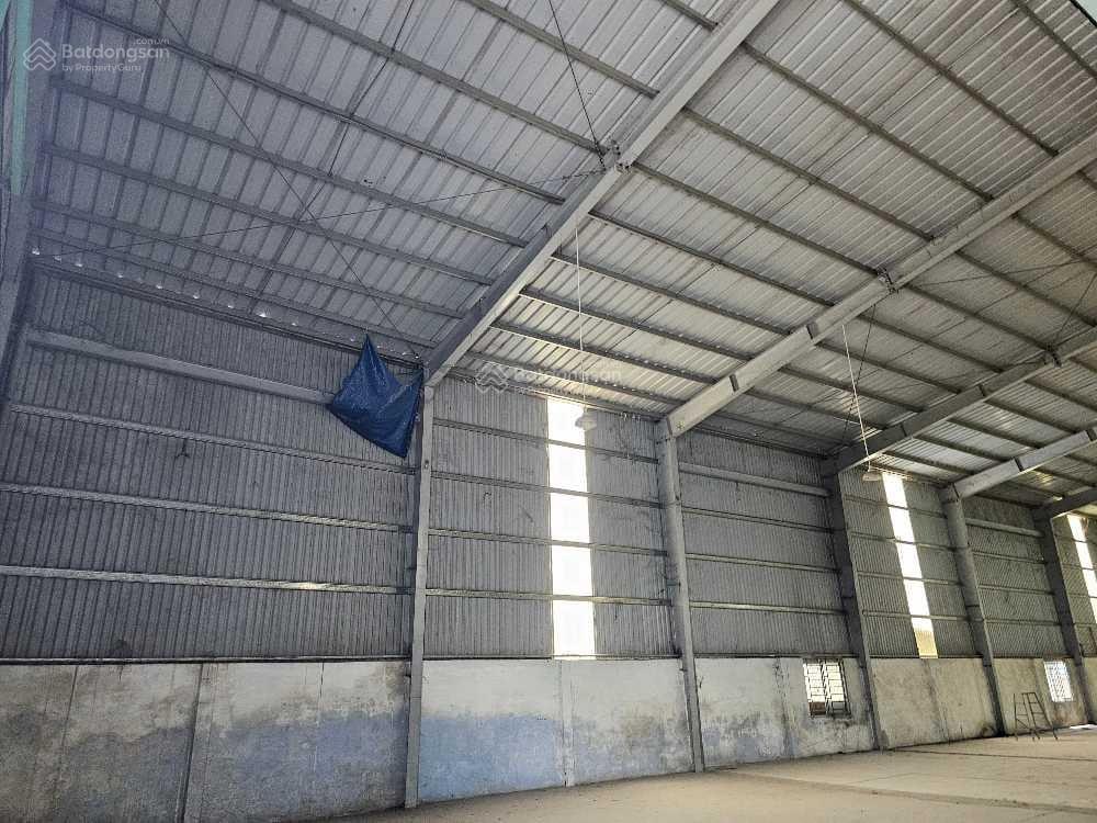 Kho xưởng 1300m2 thuận giao  hòa lân