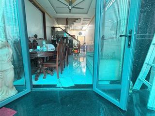Bán nhà riêng tại số 11, linh xuân, thủ đức, 6,05 tỷ, 84m2 hàng hiếm view đẹp