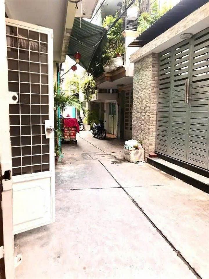 Tân Bình-  hoàn công  3.5*7.5m - 3 tầng Btct - hẻm thẳng 1 trục