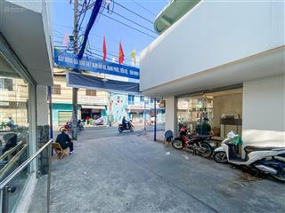 Chủ gấp bán căn nhà ngay âu cơ ra mặt tiền đường âu cơ vài bước chân  diện tích 68m2 [5,7 x 12]