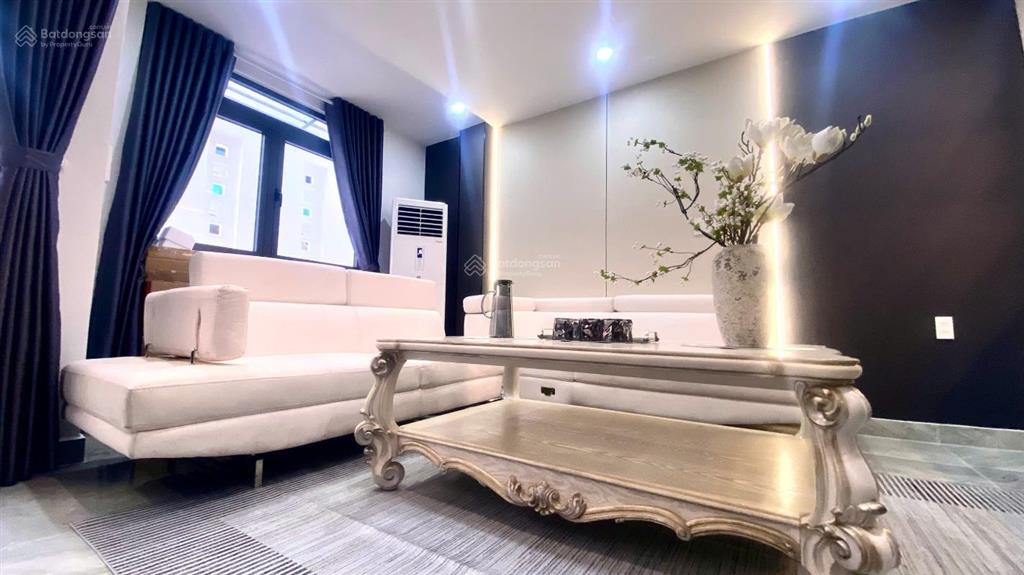 Gấp bán căn nhà ngay trần văn quang  tân bình  cách mặt tiền vài bước chân  dt 57m2 [5.7 x 10m]