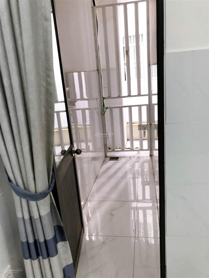 Gấp bán nhà ngay khuông việt  tân phú  chdv 5 tầng  hxh  chỉ 7.4 tỷ