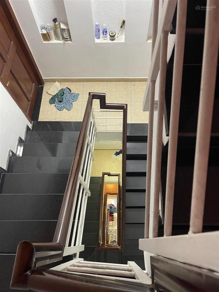 Gấp bán nhà ngay gò dầu  tân sơn nhì  tân phú  hẻm xe hơi tránh  5 tầng kiên cố  chỉ hơn 7 tỷ.