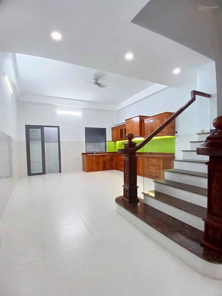 Chỉ hơn 7 tỷ  84m2 [5 x 17m]  4 tầng btct  ngay đường gò dầu  tân sơn nhì  tân phú  hxh