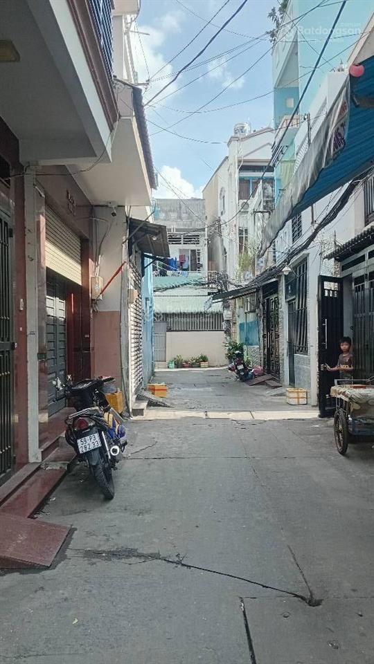 Lạc long quân  phường 10  tân bình  60m2 [4 x 15m]  4 tầng kiên cố  hxh thông  8 tỷ