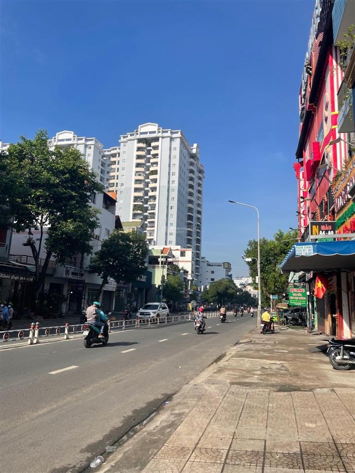Hxh nguyễn sơn  sát đường lớn  đất 50m2 [4,5 x 11m]  chỉ hơn 4 tỷ