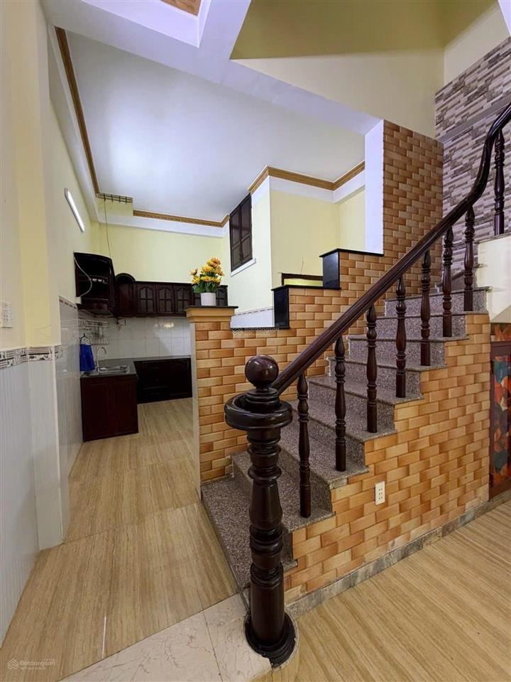 Bán nhà quận tân phú, phường phú thạnh, đường nguyễn văn yến, 45m2 [4 x 11m], 5 tầng, chỉ hơn 5 tỷ