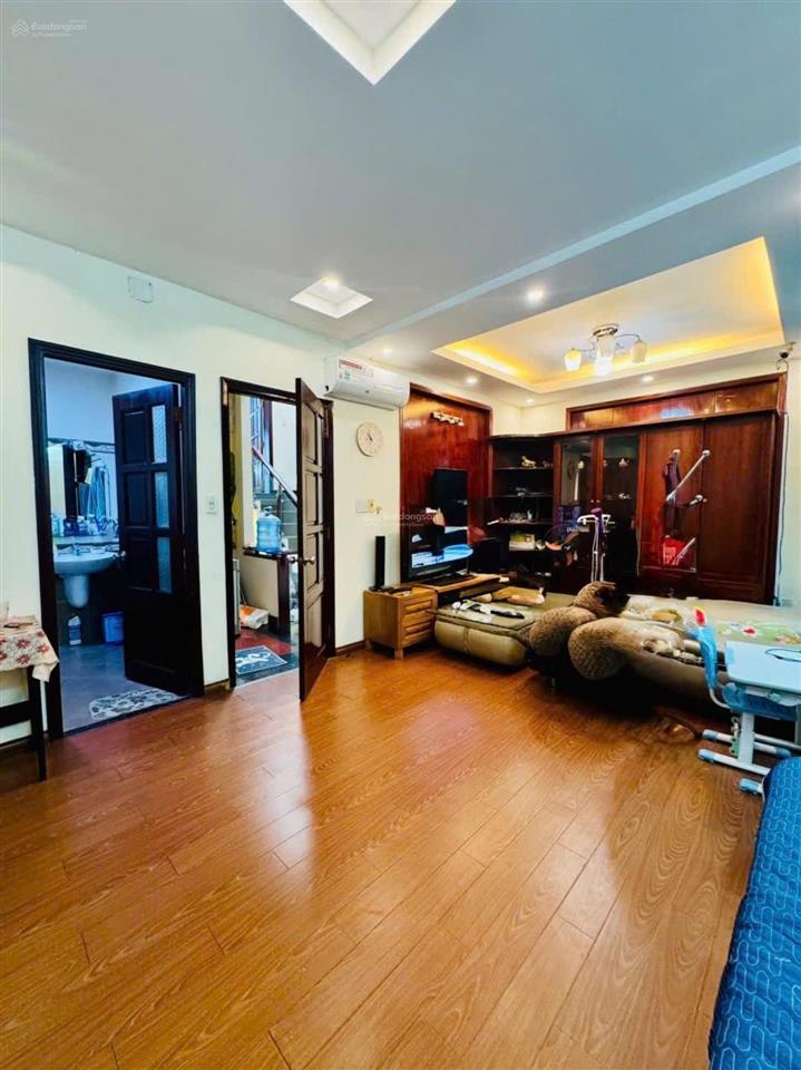 Siêu biệt thự khu bàn cờ hiệp tân  tân phú  141m2 7.6  18.5m  5 tầng sa hoa  giá 26 tỷ (tl)