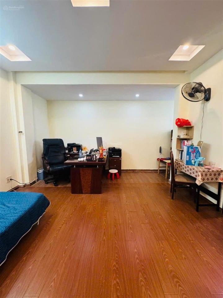 Siêu biệt thự khu bàn cờ hiệp tân  tân phú  141m2 7.6  18.5m  5 tầng sa hoa  giá 26 tỷ (tl)