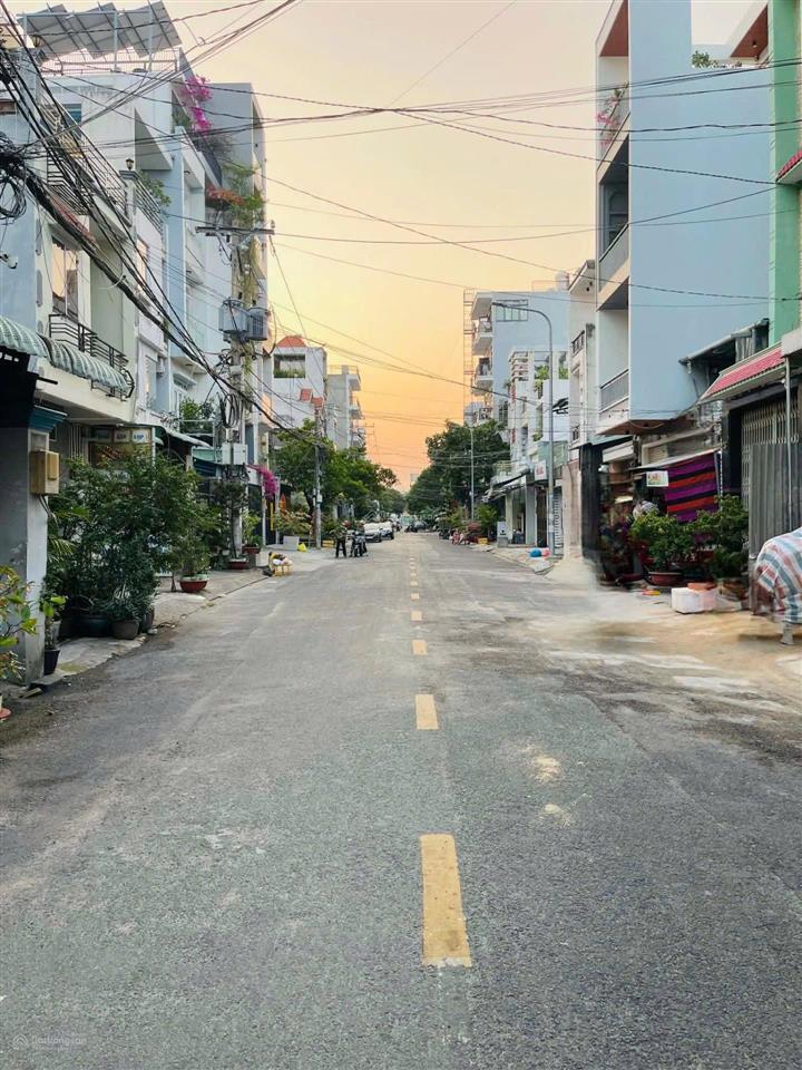 Siêu biệt thự khu bàn cờ hiệp tân  tân phú  141m2 7.6  18.5m  5 tầng sa hoa  giá 26 tỷ (tl)
