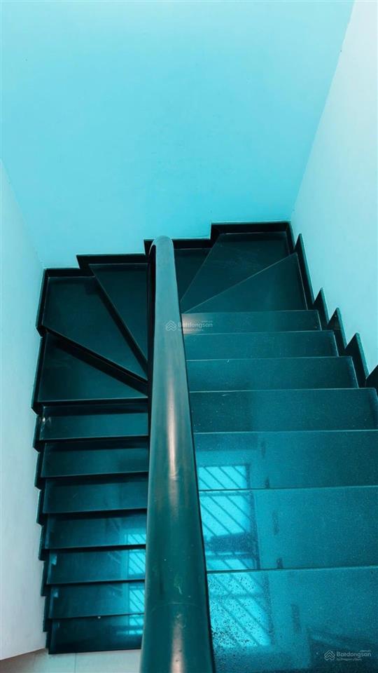 Phạm văn bạch  tân bình  50m2 [4 x 12.5m]  4 tầng btct  hxh  giá 6.85 tỷ tl