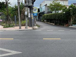 Bán đất 2 mặt tiền  vị trí đẹp gần trung tâm gò công