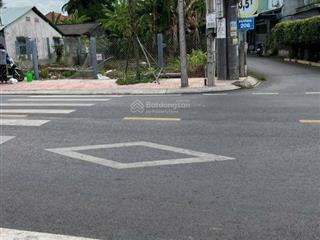 Bán đất 2 mặt tiền  vị trí đẹp gần trung tâm gò công