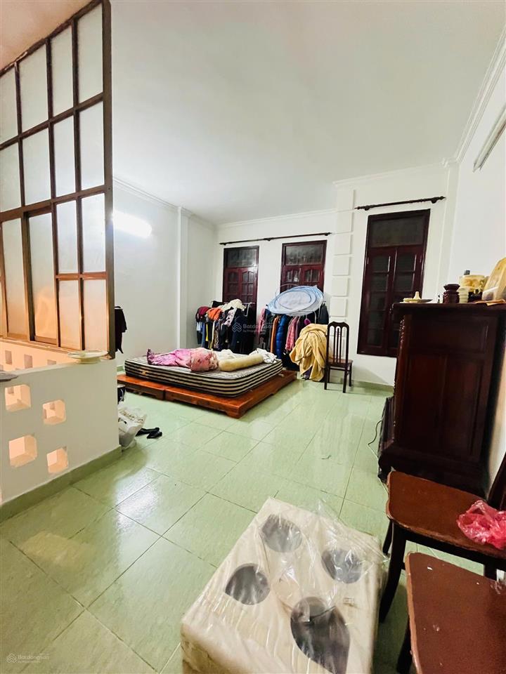 Cho thuê nguyên căn minh khai, ô tô đỗ cửa, làm văn phòng, 56m 4t 16tr