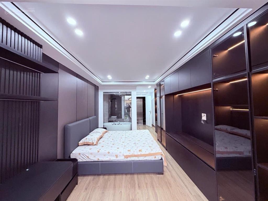Siêu hiếm phố nhân hoà, nhà đẹp ở luôn, oto đỗ cửa, kd siêu đỉnh, hok quy hoạch, dt 34m2*5 tầng