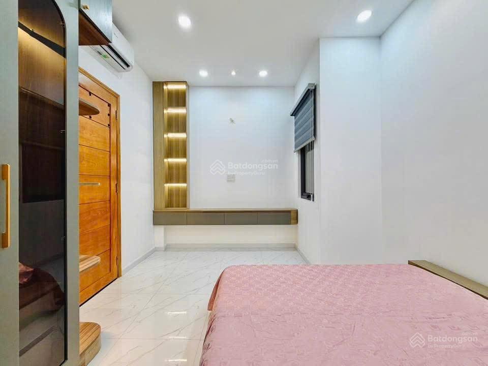 102 phố nguyễn tuân, nhà dân xây mới, ngõ to như phố, ko quy hoạch, dt 38m2* 5 tầng
