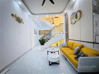 Giảm mạnh phố quan nhân, nhà dân mới xây, ngõ nông, cách 15m oto tránh, ko quy hoạch, dt 36m2*5t