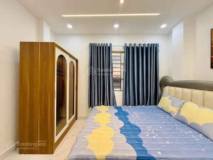 Rẻ kịch sàn phố quan nhân, nhà dân xây, ngõ nông, cách 20m oto tránh,ở sướng an sinh đỉnh, dt 35*5t