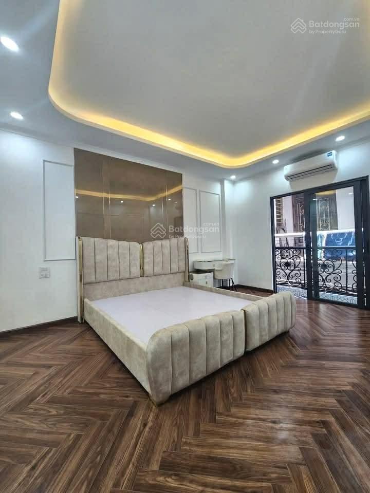 Gấp gấp phố vũ trọng phụng ,nhà mới full nội thất, phân lô gần phố, sổ đẹp,chủ thiện chí, dt 38m*5t