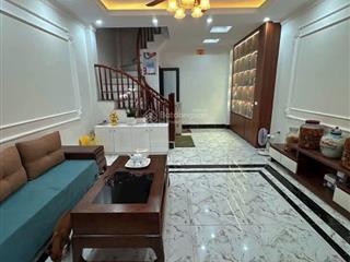 Vip phố chính kinh, nhà dân xây, oto đỗ cửa, kd ngày đêm, sổ vuông, ko qh, dt 36m2* 5 tầng