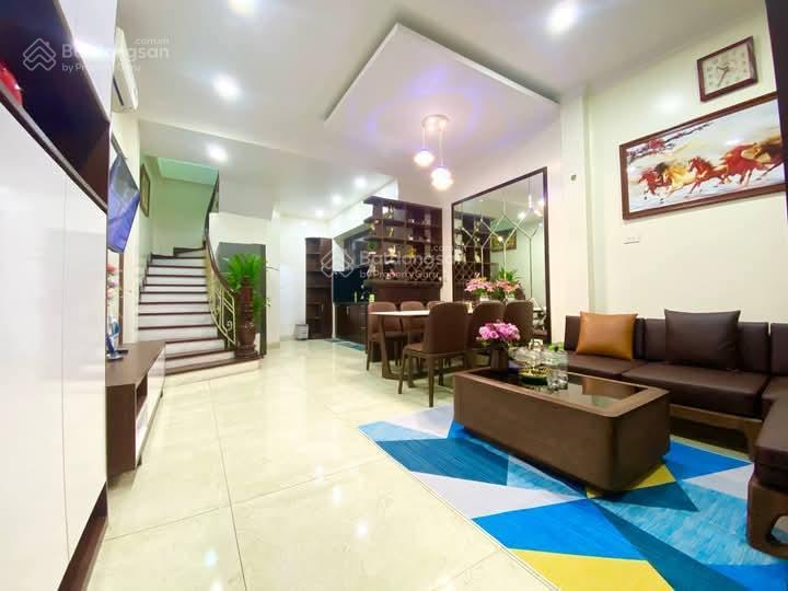 Hoa hậu phố nhân hoà, nhà dân xây, ngõ siêu to, cách 10m oto tránh, sổ vuông, ko qh, dt 45m*5t