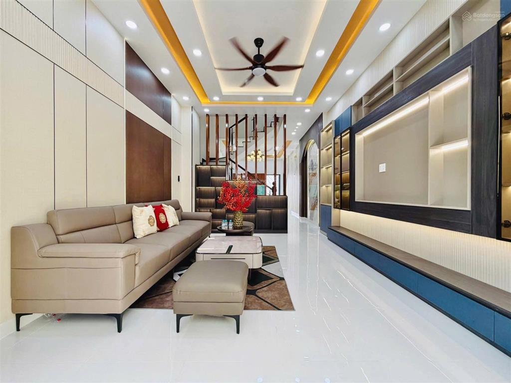 Siêu hót phố nguyễn trãi, nhà dân xây, ngõ to, cách 40m oto tránh, sổ vuông, ko qh, dt 35m*5t