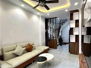 Giá hời phố quan nhân, nhà dân xây, ngõ nông, cách 30m oto tránh, sổ vuông, chủ thiện chí,dt 35m*5t