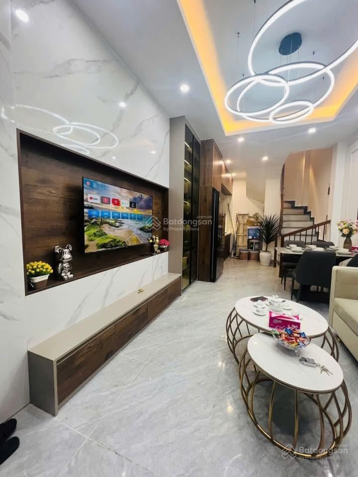 Siêu hiếm phố quan nhân, ngõ thông tứ phía, lô góc 2 thoáng, cách 20m oto tránh, sổ đẹp, dt 35m*5t