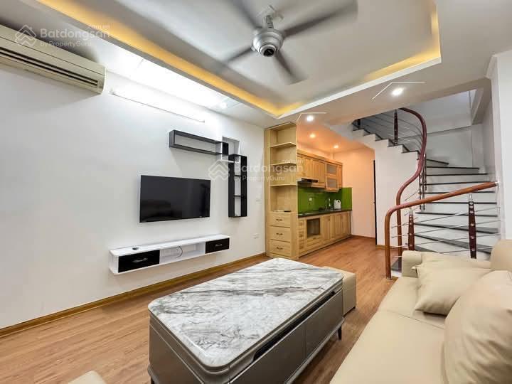 Siêu phẩm phố vũ trọng phụng, nhà dân xây, ngõ thông, kd đỉnh, thoáng sáng, sổ vuông, dt 35m*5t