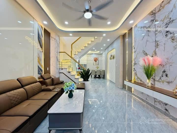 Giá hời phố nhân hoà, nhà dân xây, ngõ to thông tứ phía, full nội thất, sổ vuông, dt 36m*5t