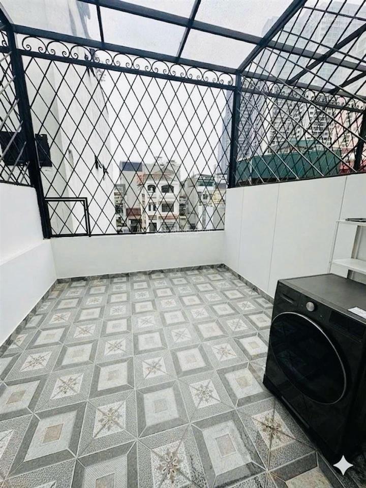 Hoa hậu phố vũ trọng phụng, nhà dân xây 2 thoáng sáng, ngõ thông, kd đỉnh, sổ đẹp, dt 38m2*5t