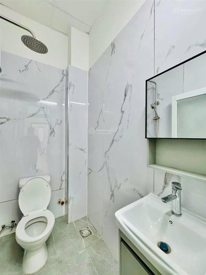 Siêu phẩm phố cự lộc, nhà dân xây lô góc, 2 thoáng, ngõ thông tứ phía, sổ vuông, ko qh, dt 36m*5t