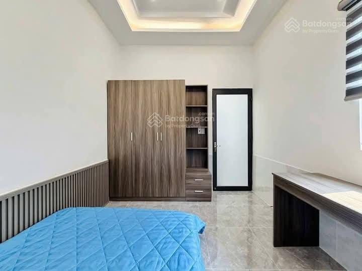 Giá hời phố cự lộc, nhà dân xây, lô góc 2 thoáng, ngõ thông cách 20m oto tránh, sổ đẹp, dt 38m2*5t