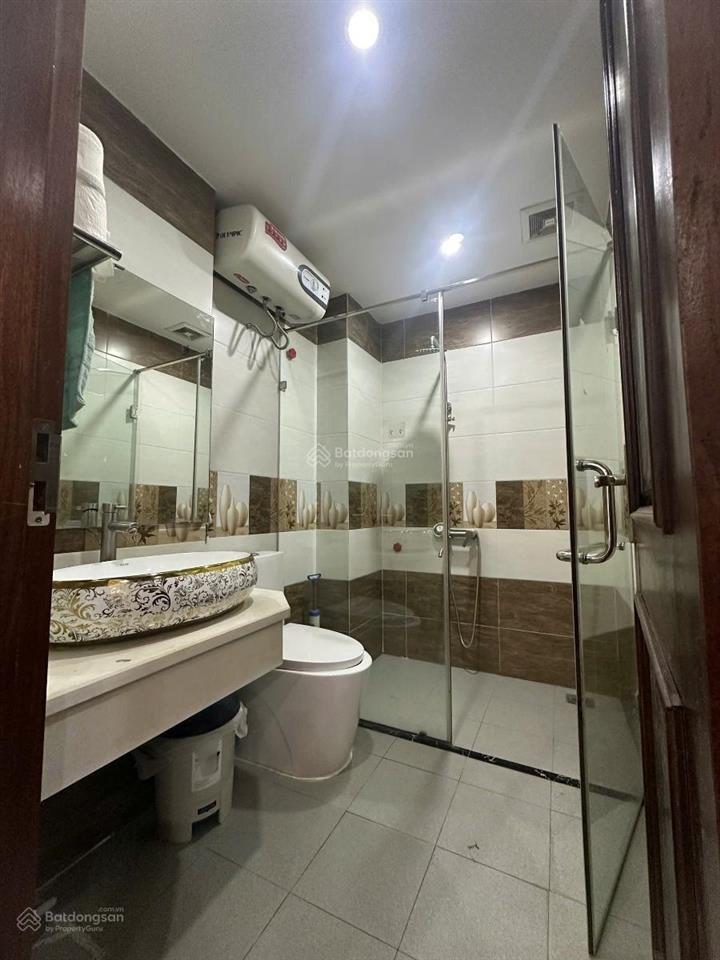 Hiếm gặp phố cự lộc, nhà dân xây, lô góc 2 thoáng, cách 20m ô tô tránh, sổ vuông, dt 35m*5t