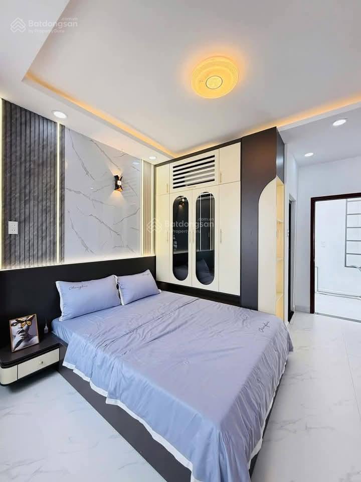 Siêu hot phố chính kinh, nhà dân xây, lô góc 2 thoáng, ngõ oto, kd đỉnh, sổ vuông, dt 38m2*5t