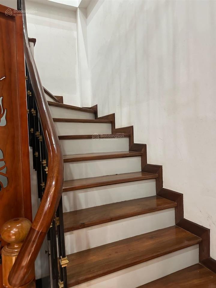Siêu hiếm phố cự lộc, nhà dân xây, lô góc 2 thoáng, ngõ thông tứ tung, sổ vuông, chủ nét, dt 36m*5t