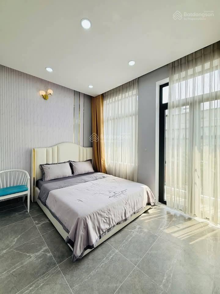 Siêu hiếm phố cự lộc, nhà dân xây, lô góc 2 thoáng, ngõ thông tứ tung, sổ vuông, chủ nét, dt 36m*5t