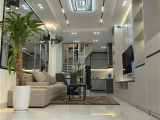 Bay nhanh phố nhân hoà, nhà dân xây, khu phân lô cán bộ, ngõ to thông tứ tung, 20m ra phố,dt 36m*5t