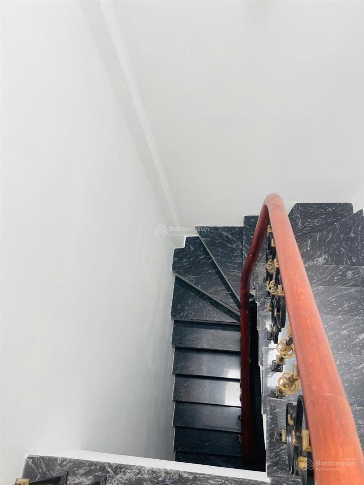 Siêu hiếm phố vũ trọng phụng, nhà dân xây, ngõ thông, kd ngày đêm, cách 20m ô tô tránh, dt 36m*5t