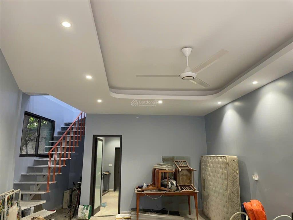 Cho thuê nhà gốc đề, minh khai 3 ngủ full đồ, oto đỗ ảnh trên bài đăng