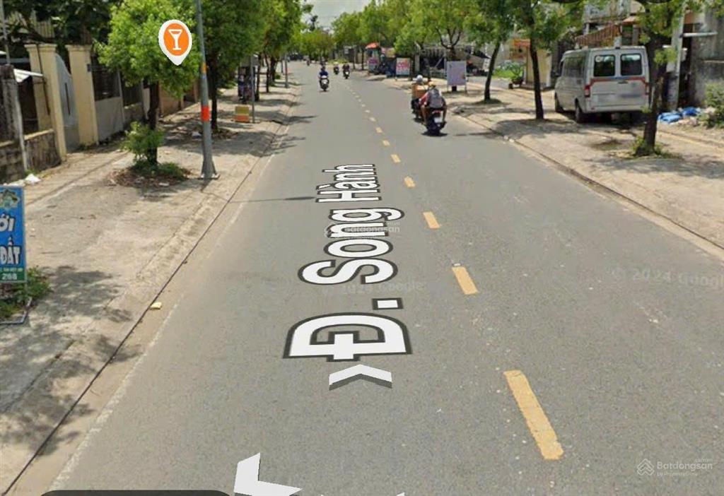 Bán nhà xưởng mặt tiền đường song hành, hóc môn.